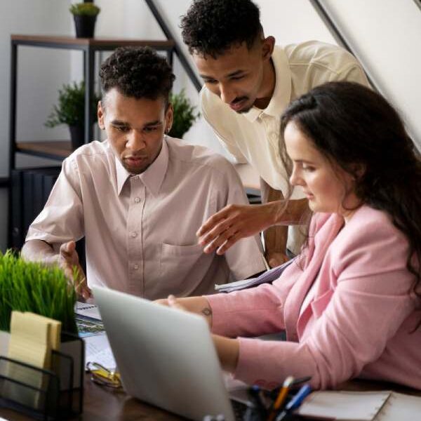 side-view-people-working-with-laptop side-view-people-working-with-laptop